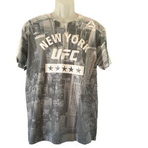 Reebok Men’s Short Sleeve Graphic UFC T-Shirt Gray & White With NY Skyline  XL